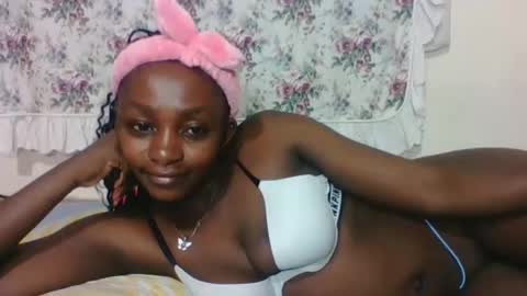 JOAN online show from 02.08.25