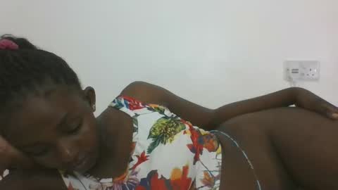 JOAN online show from 03.05.25