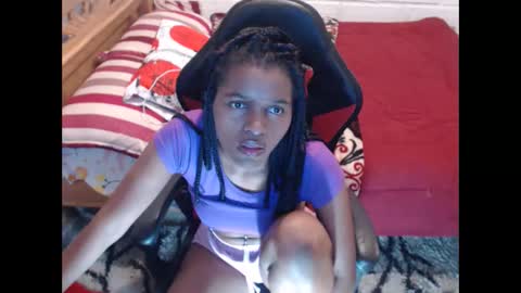 Snapshot of sexyjustin202 chatting on 12.03.24 sexyjustin202 online show from 12.03.24