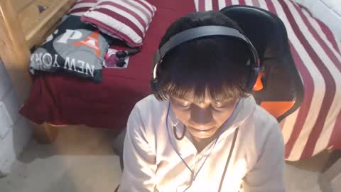 Snapshot of sexyjustin202 chatting on 10.12.25 sexyjustin202 online show from 10.12.25