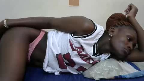 Snapshot of sexykiteey chatting on 02.12.25 sexykiteey online show from 02.12.25