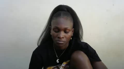 Snapshot of sexykiteey chatting on 02.18.25 sexykiteey online show from 02.18.25