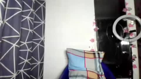 malia online show from 08.04.26