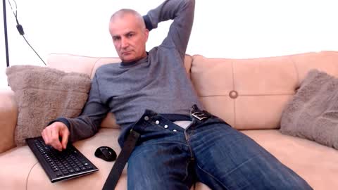 Snapshot of sexymaja77 chatting on 01.13.26 David online show from 01.13.26