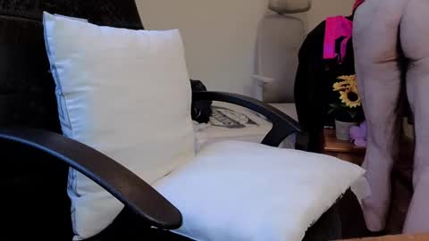 Snapshot of sexyman_fr chatting on 11.01.25 Vincent Vega online show from 11.01.25