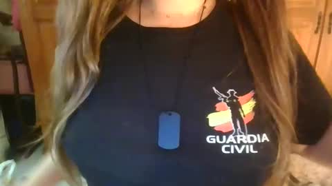 Snapshot of sexymisss24 chatting on 02.28.25 sexymisss24 online show from 02.28.25