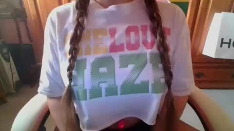 Snapshot of sexymisss24 chatting on 10.08.25 sexymisss24 online show from 10.08.25