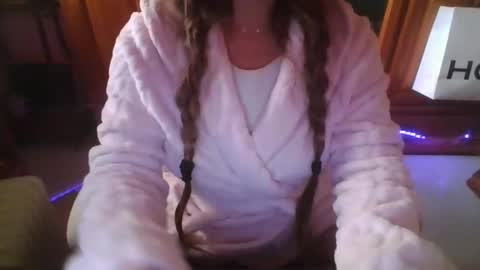 Snapshot of sexymisss24 chatting on 12.02.25 sexymisss24 online show from 12.02.25