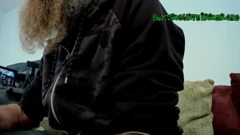 Snapshot of sexymountainman420 chatting on 06.09.26 Sexymountainman420 online show from 06.09.26