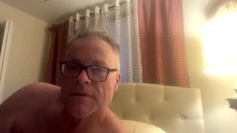 Snapshot of sexymundeman chatting on 03.05.26 Raymond Art Model online show from 03.05.26
