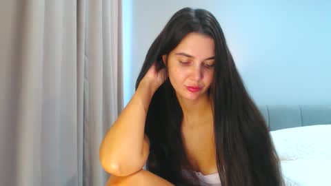 Snapshot of sexymymeow chatting on 07.14.26 SexyMyMeow online show from 07.14.26