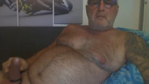 Snapshot of sexypaa chatting on 02.22.25 sexypaa online show from 02.22.25