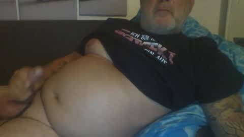 Snapshot of sexypaa chatting on 03.10.25 sexypaa online show from 03.10.25