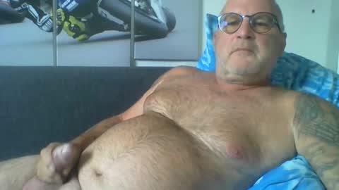 Snapshot of sexypaa chatting on 05.17.26 sexypaa online show from 05.17.26