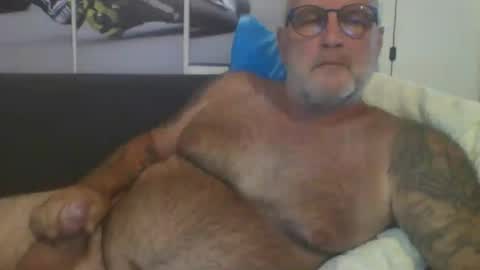 Snapshot of sexypaa chatting on 06.20.26 sexypaa online show from 06.20.26