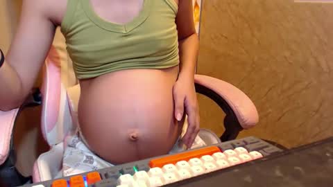 Snapshot of sexypinayirish chatting on 02.28.26 IRISH online show from 02.28.26