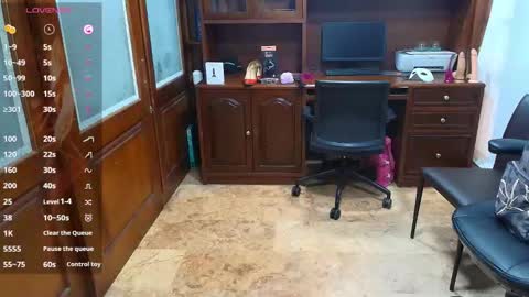 R A C H E L online show from 12.17.25