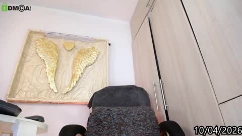    online show from 04.10.26