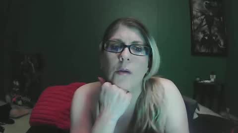 Snapshot of sexystripper69 chatting on 10.19.25 sexystripper69 online show from 10.19.25