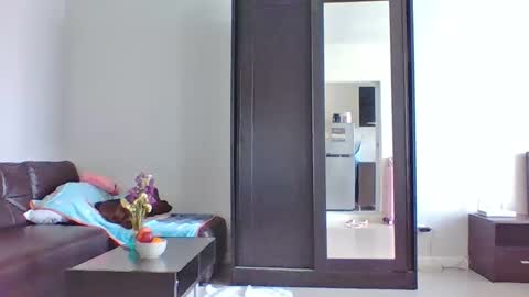 Snapshot of sexyviolettcat chatting on 02.24.26 Victory online show from 02.24.26