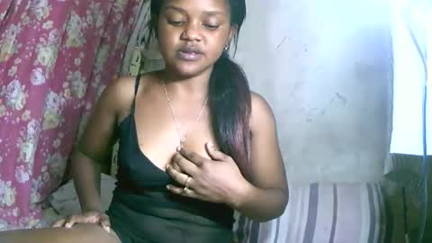 Snapshot of sexywoman1230760 chatting on 12.17.25 sexywoman1230760 online show from 12.17.25