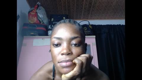 Snapshot of sexyxbunnyxx chatting on 01.15.25 Blue online show from 01.15.25
