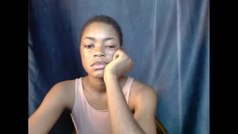 Snapshot of sexyxbunnyxx chatting on 03.04.25 Blue online show from 03.04.25