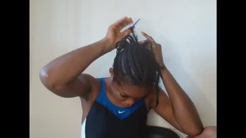 Snapshot of sexyxbunnyxx chatting on 09.30.25 Blue online show from 09.30.25