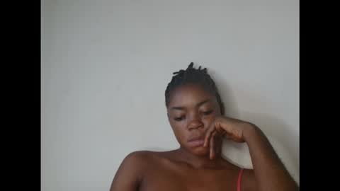 Snapshot of sexyxbunnyxx chatting on 10.01.25 Blue online show from 10.01.25