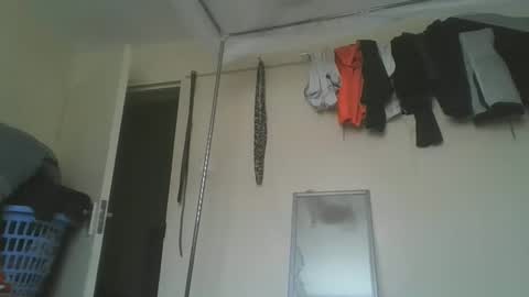 Snapshot of sexyy_tiny chatting on 10.13.25 Mel online show from 10.13.25