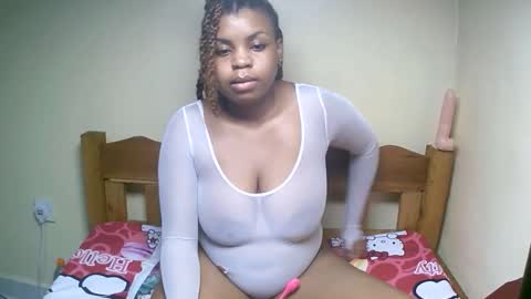 sexyyred_ online show from 04.12.26