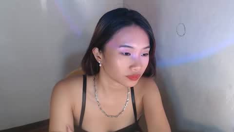Snapshot of sexyzhuxin chatting on 10.13.25 sexyzhuxin online show from 10.13.25
