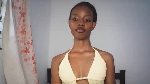 Snapshot of sexyzuriel chatting on 02.16.26 sexyzuriel online show from 02.16.26