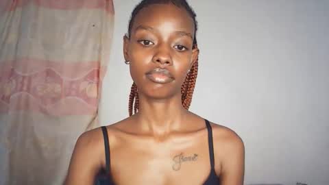 Snapshot of sexyzuriel chatting on 02.27.26 sexyzuriel online show from 02.27.26