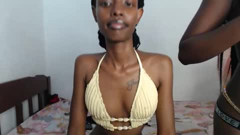 Snapshot of sexyzuriel chatting on 04.26.26 sexyzuriel online show from 04.26.26