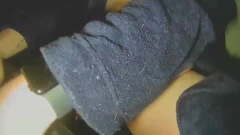 Snapshot of sexzilla15 chatting on 12.23.24 no face online show from 12.23.24