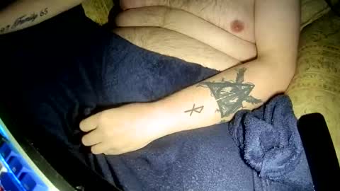 Snapshot of sexzilla15 chatting on 11.06.25 no face online show from 11.06.25