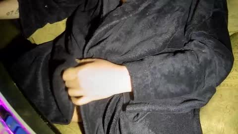 Snapshot of sexzilla15 chatting on 03.01.26 no face online show from 03.01.26