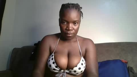 Snapshot of shadowsweet34 chatting on 03.02.26 val online show from 03.02.26