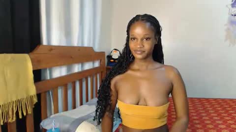 Snapshot of shakkiecam chatting on 09.17.25 Shaky online show from 09.17.25