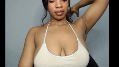 Snapshot of shallie_x chatting on 05.15.26 ESTHER online show from 05.15.26