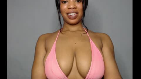 Snapshot of shallie_x chatting on 05.16.26 ESTHER online show from 05.16.26