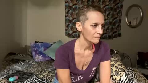 Snapshot of shamanwoman chatting on 12.02.24 Shaman Woman online show from 12.02.24