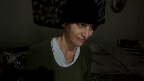 Snapshot of shamanwoman chatting on 12.04.24 Shaman Woman online show from 12.04.24