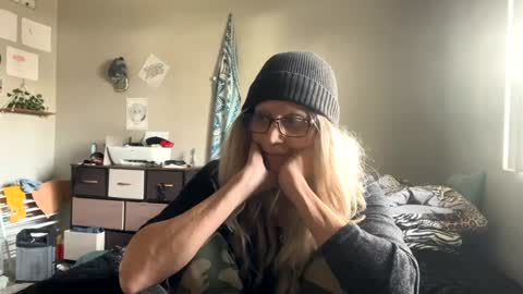 Snapshot of shamanwoman chatting on 12.23.24 Shaman Woman online show from 12.23.24