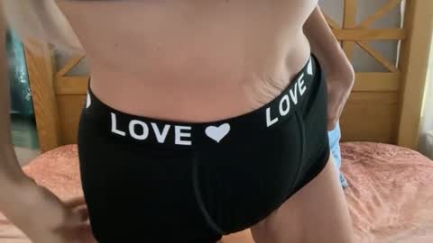 Snapshot of shamanwoman chatting on 01.05.26 Shaman Woman online show from 01.05.26