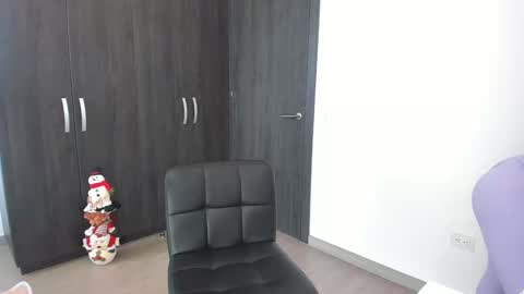 onlyfans shanabellucy online show from 12.20.24