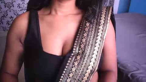 Snapshot of shanaya_indian chatting on 03.01.25 shanaya indian online show from 03.01.25