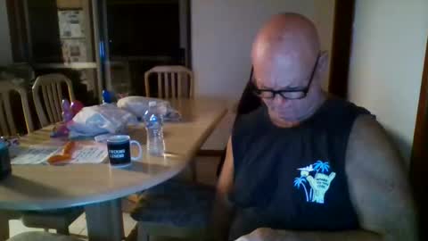 shaneo781570 online show from 04.04.26