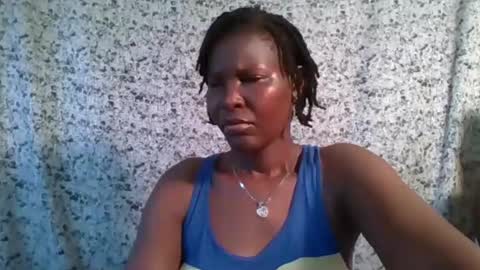 Snapshot of shania_sleigh chatting on 11.26.25 shania_sleigh online show from 11.26.25